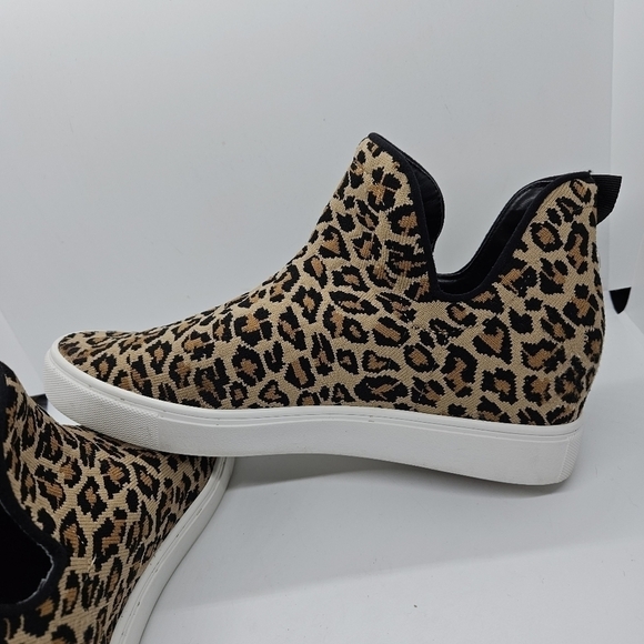 Steve Madden leopard print knit hidden wedge sneaker boots - Picture 7 of 11